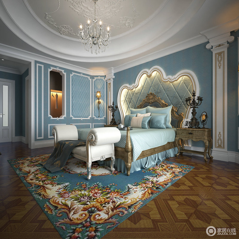 卧室中主色调虽为蓝色，却营造了一个梦幻般的情境，让人恍如在梦境中遨游；独特的造型墙和法式奢华的家具都是令人难以忘怀的艺术，地毯上繁华盛开的地毯携着田园风，构筑着家的花香与柔美。