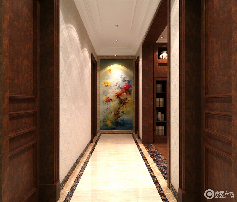 过道尽头处满墙装饰画散发着古典艺术气息，成为居室的精品之作。