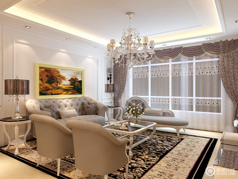 客厅线条优美的沙发组，在繁复精致的花卉地毯衬托下，愈发彰显出简欧风的优雅格调；阳台上窗帘的精致配搭，又赋予空间婉约动人的浪漫气质。