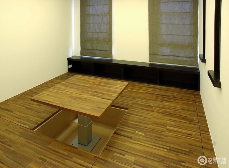日式风格精装修 升降桌休息区独具风情