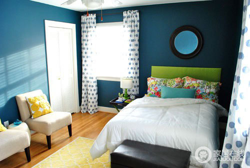 色彩搭配的卧室设计 装扮丰富多彩空间