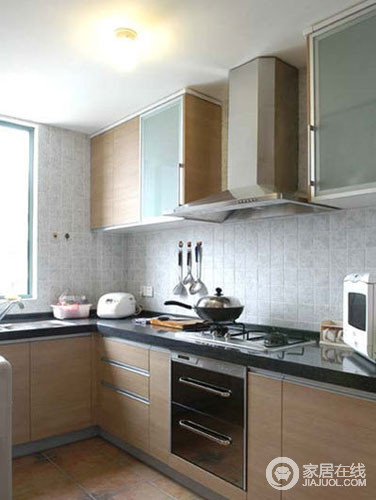 二居室厨房设计 简约不简单的别致实用