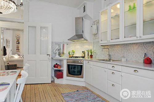 54平单身公寓的创意 清新淡雅白色世界