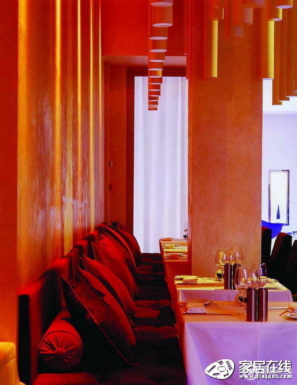 红色现代风格餐厅